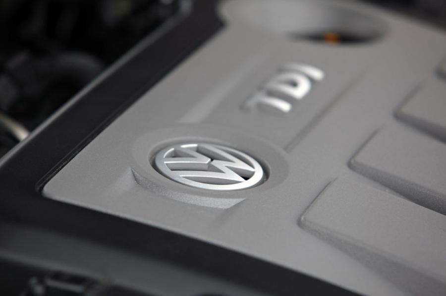  Volkswagen Passat 2011 года  (US) (фото 102 из 111)